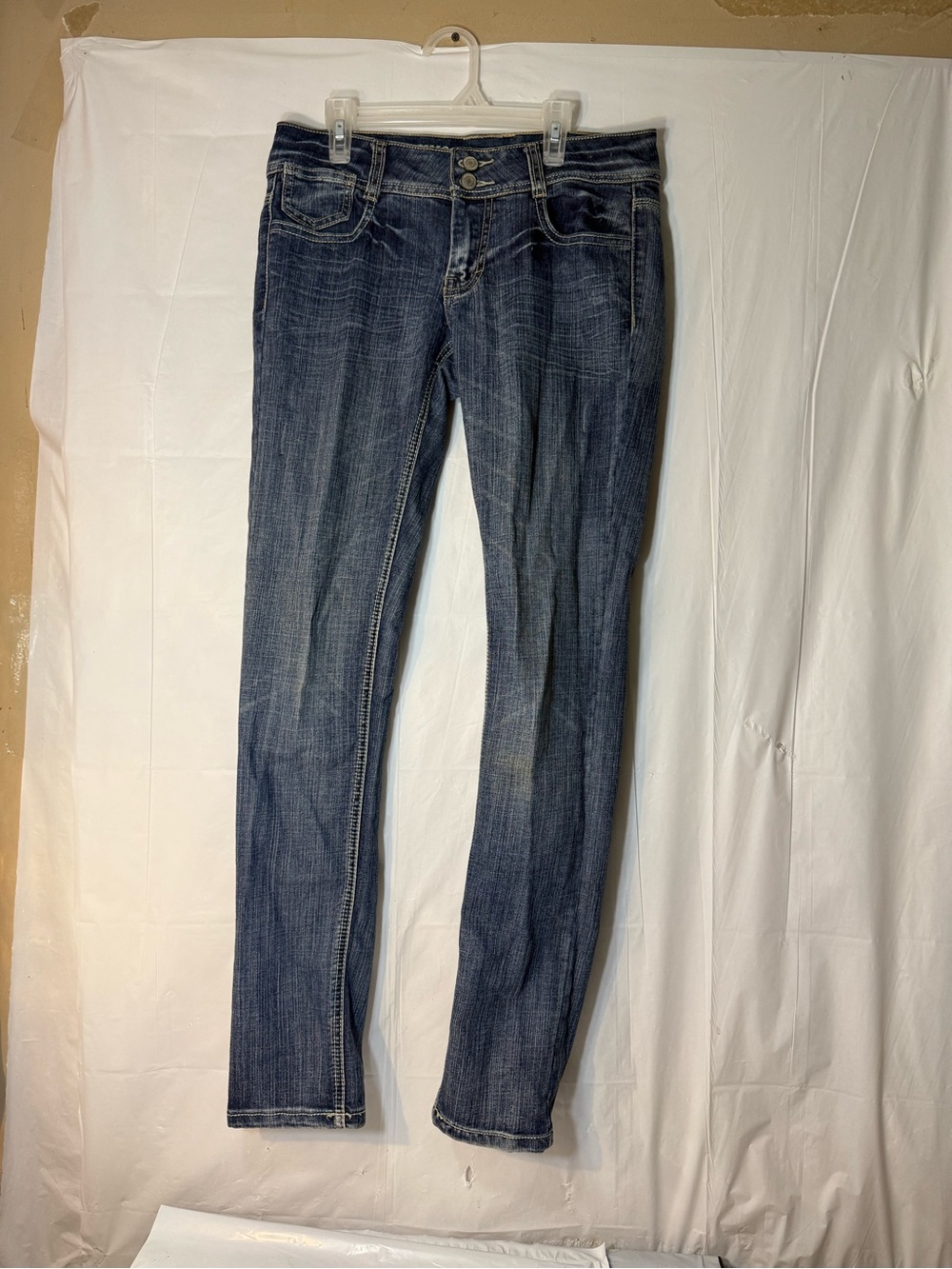 Mossimo dark wash denim jeans juniors size 9